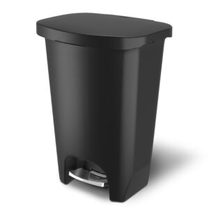 13 Gallon Step Trash Can – Black